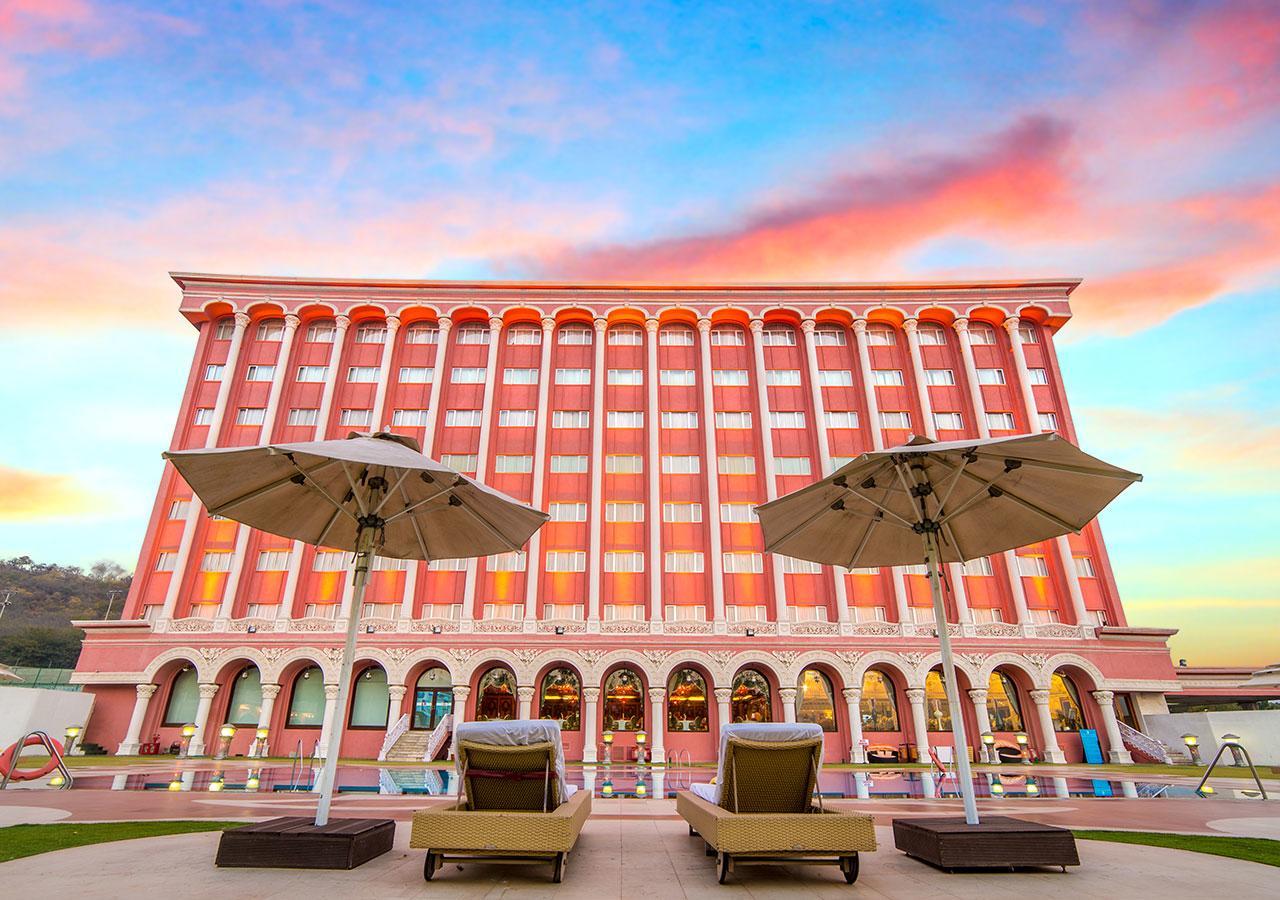 Ramoji Film City- Sitara Luxury Hotel Pedda Ambarpet Екстер'єр фото